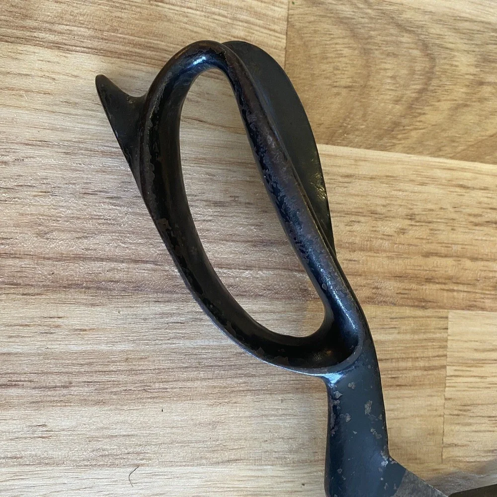 Antique Tailor Scissors‎ 13